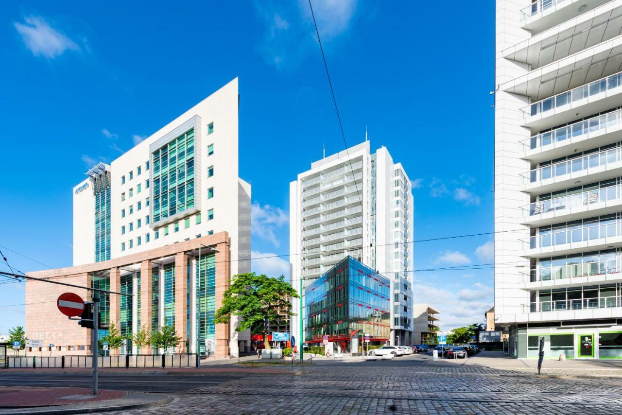 Benthos Towarowa Apartment